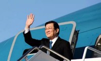 Президент СРВ Чыонг Тан Шанг начал официальный визит в Лаос