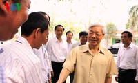 Генсек ЦК КПВ Нгуен Фу Чонг совершил рабочую поездку в провинцию Лангшон