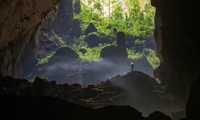 Министр Хоанг Туан Ань: Вьетнам рекламирует в Сингапуре пещеру Шондоонг