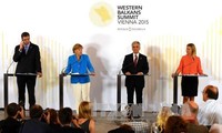 Тема о беженцах обсуждена на встречах руководителей ФРГ с президентом Польши и премьером Дании