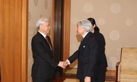 Японский император Акихито принял генсека ЦК КПВ Нгуен Фу Чонга