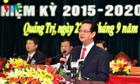 Премьер Вьетнама принял участие в работе съезда парткома провинции Куангчи