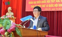 Вице-премьер СРВ Фам Бинь Минь встретился с избирателями провинции Куангнинь