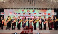 Во Вьетнаме вручена премия «Молодые бизнесмены АСЕАН+3 стремятся к устойчивому развитию»