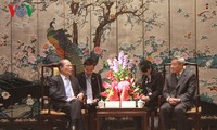 Спикер парламента Вьетнама посетил китайскую провинцию Гуандун