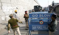Индия потребовала от Пакистана сдерживать терроризм