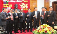 Нгуен Суан Фук поздравил власти и жителей Дананга с наступающим Тэтом