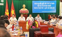 Президент СРВ Чыонг Тан Шанг встретился с представителями предприятий