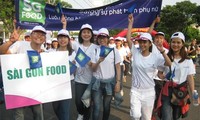 В Хошимине прошел марш за развитие женщин с участием 6 тысяч человек 
