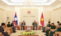 Вьетнам и Лаос непрерывно укрепляют отношения особой солидарности