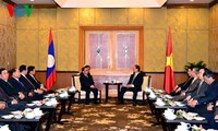 Руководители Вьетнама приняли премьер-министра Лаоса Тхонгсинга Тхаммавонга