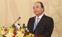 Правительство Вьетнама вместе с предприятиями развивает страну
