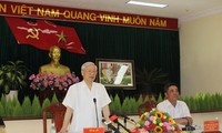Нгуен Фу Чонг провел рабочую встречу с руководством провинции Кханьхоа