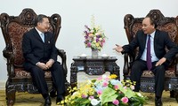 Премьер Вьетнама Нгуен Суан Фук принял президента тайской корпорации TCC