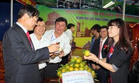В Тхайнгуене впервые проходит ярмарка «У каждой общины своя специфическая продукция»