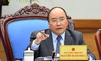 Премьер Вьетнама: Необходимо достигать роста ВВП страны в 7,1%-7,3% в декабре