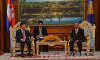 Фам Бинь Минь нанёс визит вежливости главе Национальной ассамблеи Камбоджи