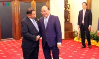 Премьер Вьетнама встретился с председателями Сената и Национальной ассамблеи Камбоджи