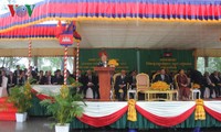 Генсек ЦК КПВ: необходимо усиливать сотрудничество между районами Вьетнама и Камбоджи