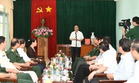 Премьер Вьетнама провел рабочую встречу с членами комитета по управлению Мавзолеем Хо Ши Мина