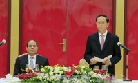 Президент Вьетнама устроил торжественный прием в честь египетского коллеги