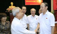 Президент СРВ Чан Дай Куанг встретился с избирателями г.Хошимина