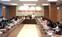 В Ханое открылось пленарное заседание Совета Нацсобрания Вьетнама по вопросам национальностей