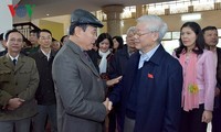 Генсек ЦК КПВ Нгуен Фу Чонг встретился с избирателями в Ханое