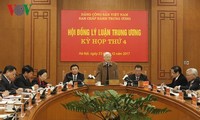 Генсек ЦК КПВ принял участие в 4-м заседании Центрального теоретического совета