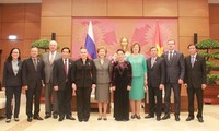 Нгуен Тхи Ким Нган приняла делегацию Федерального собрания РФ