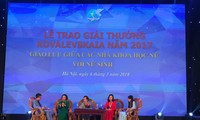 Двум вьетнамским женщинам-ученым была вручена премия имени Ковалевской 2017 года