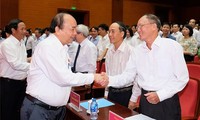 Премьер Вьетнама встретился с избирателями города Хайфона