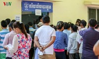 Избиратели Камбоджи пришли на выборы депутатов парламента 6-го созыва