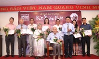 Премия имени Буй Суан Фая распространяет любовь к Ханою