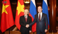 Генсек ЦК Компартии Вьетнама Нгуен Фу Чонг встретился с Дмитрием Медведевым