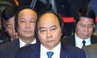 Нгуен Суан Фук принял участие в 20-м саммите АСЕАН-Республика Корея