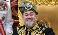 Женившийся на «Мисс Москва» король Малайзии отрекся от престола
