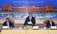 Нгуен Суан Фук принял участие в очередном совещании Совета по ключевой экономической зоне Центрального Вьетнама