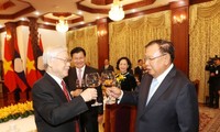 Дальнейшее укрепление и развитие особых отношений между Вьетнамом и Лаосом