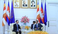 Вьетнам и Камбоджа активизируют сотрудничество в области журналистики и телекоммуникаций