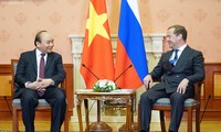 Нгуен Суан Фук провел переговоры с Дмитрием Медведевым
