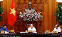 Постоянное бюро правительства Вьетнама заслушало доклад о социально-экономическом положении в 2019 году