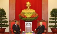 Нгуен Фу Чонг принял главу Народной партии Камбоджи, премьер-министра Хун Сена