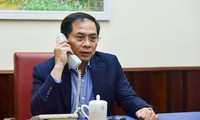 Буй Тхань Шон провел телефонный разговор с дипломатами США, Японии, Республики Корея, Индии, Австралии и Новой Зеландии