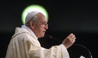 Папа Римский призвал мир сплотиться на фоне пандемии коронавируса