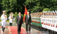 Le président birman termine sa visite au Vietnam