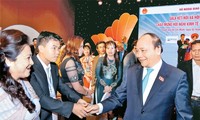 Nguyen Xuan Phuc : accélérer l’expansion économique nationale