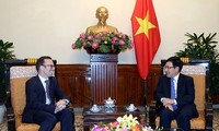 L’ambassadeur néo-zélandais reçu par Pham Binh Minh