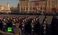 Reconstitution du défilé de l’armée russe avant son envoi au front face aux nazis