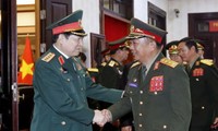 Ngô Xuân Lich à la conférence restreinte des ministres de la défense de l’ASEAN